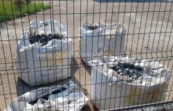 Бруківка насипом у мішках